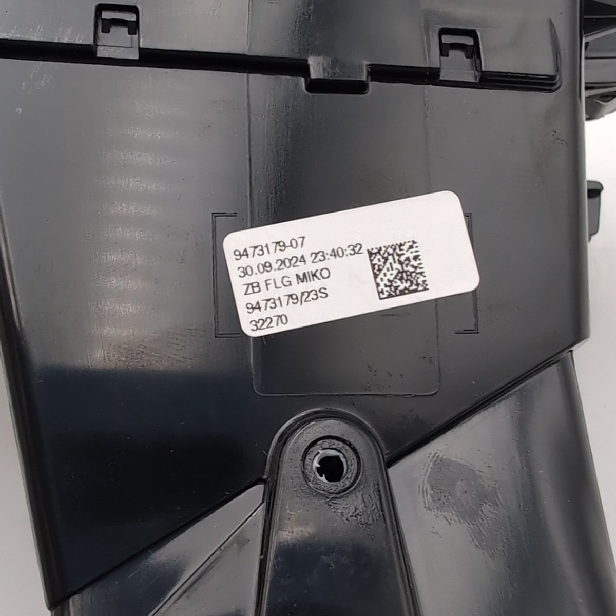 2022 2023 2024 2025 BMW X1 X2 Rear Console AC Heater Air Vent 9473179