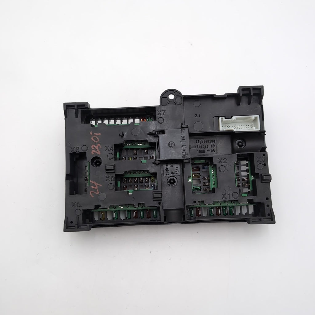 2024 BMW 330i 230I G42 G20 REAR POWER DISTRIBUTION FUSE Box 6114 5A4CFB0 - 02