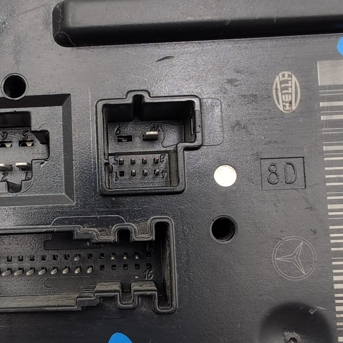 2012 2013 2014 Mercedes W204 C250 SAM Module Relay Fuse Box OEM