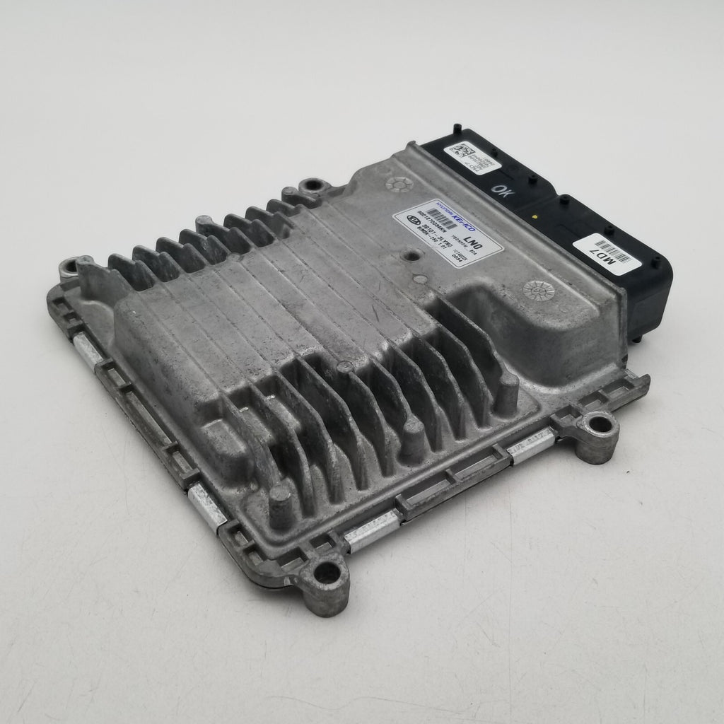 17 18 19 Kia Cadenza 3.3L Engine Computer Control Module ECM ECU OEM 391013LYN0