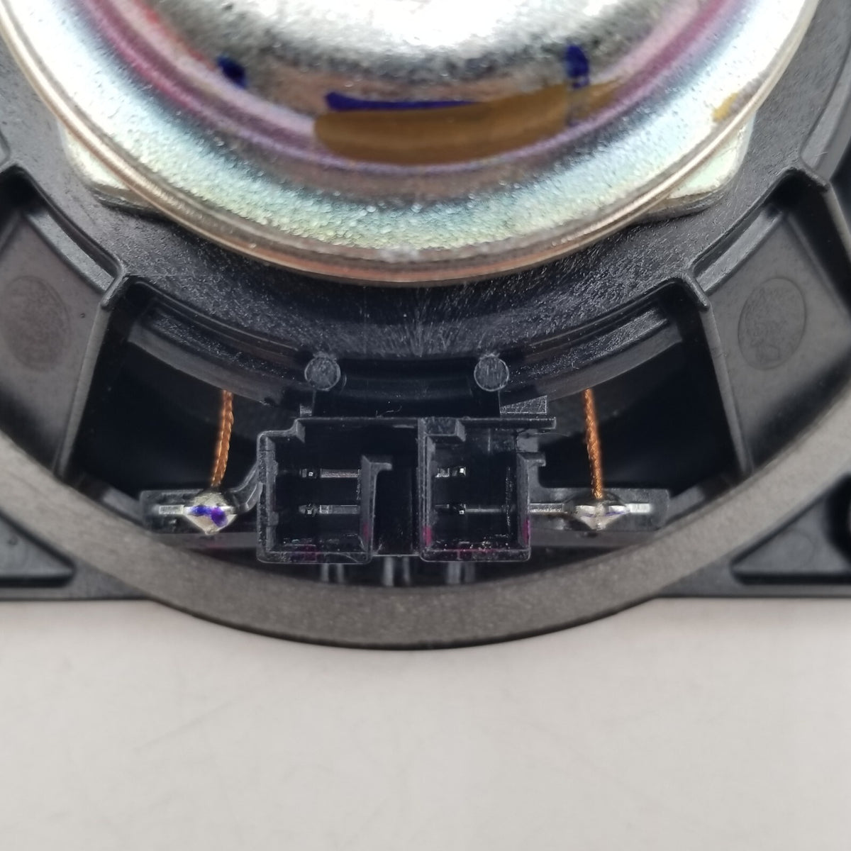 2019 - 2026 BMW G20 G22 G26 G30 X3 X4 X5 M3 M4 Instrument Panel Midrange Speaker