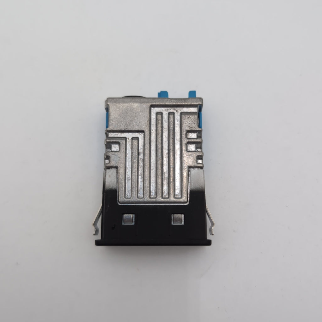 2019 - 2024 BMW 3 4 5 X3 X4 X5 X6 Rear Center Single USB Port Socket 8711939