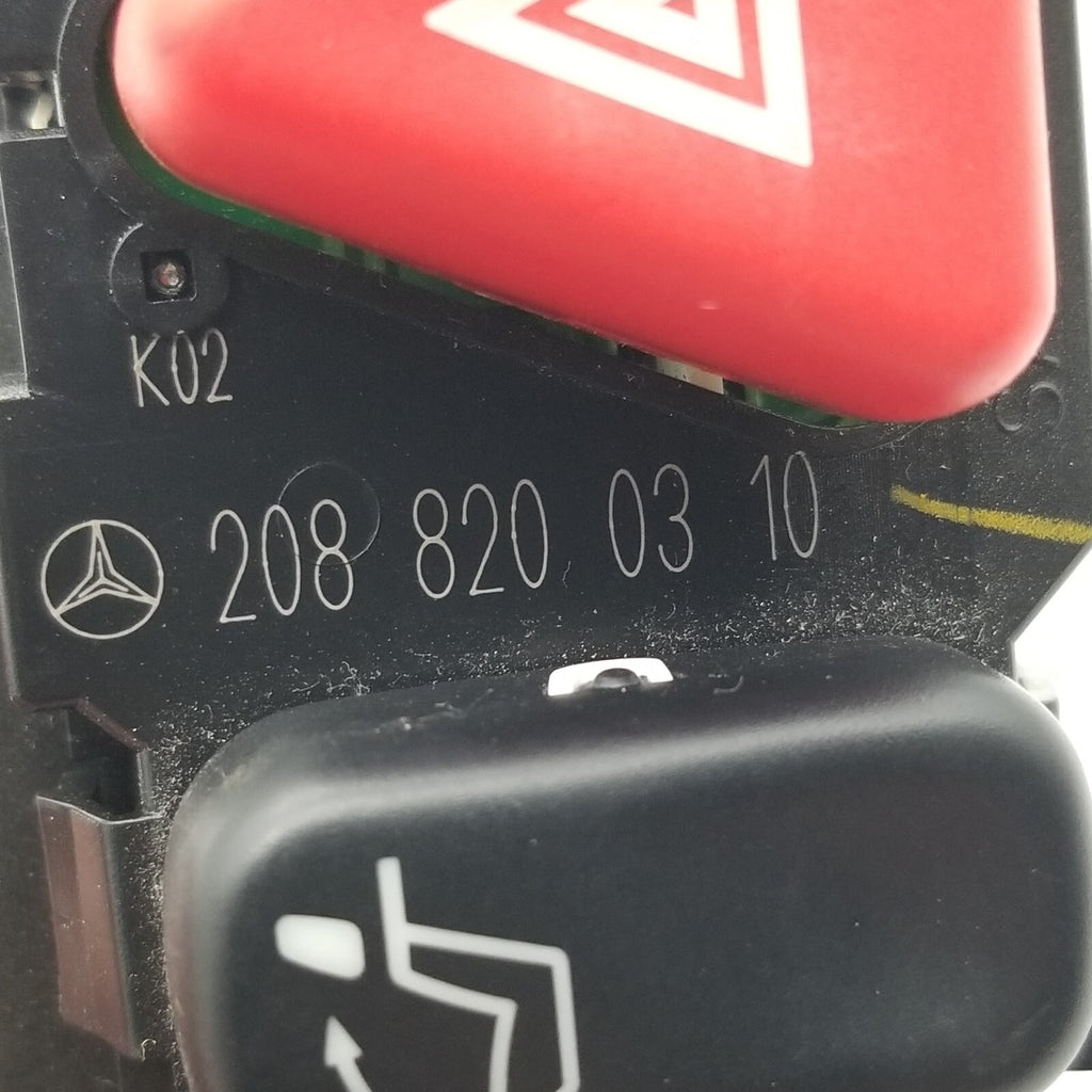 1998- 2002 Mercedes W208 CLK320 E430 Hazard Door Lock Switch Control Panel