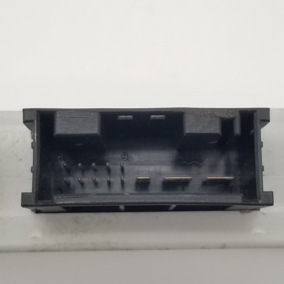 2002- 2008 Bmw 745I 750I 760I Rear Heated Seat Control Module OEM 6918567