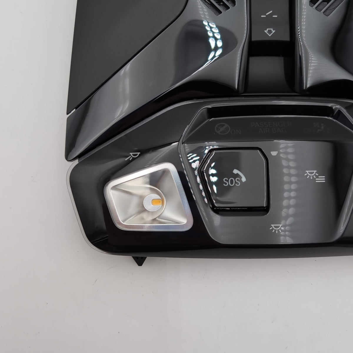 2025 BMW X1 U11 INTERIOR UPPER DOME ROOF LIGHT OEM 5B477C4 Camera