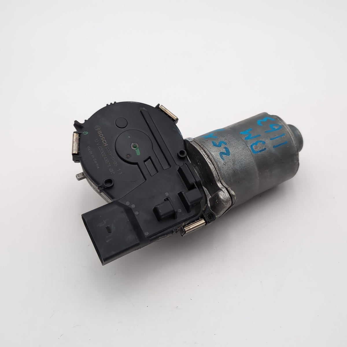 2021- 2025 BMW X3 X1 Front Windshield Wiper Motor OEM 0390243671