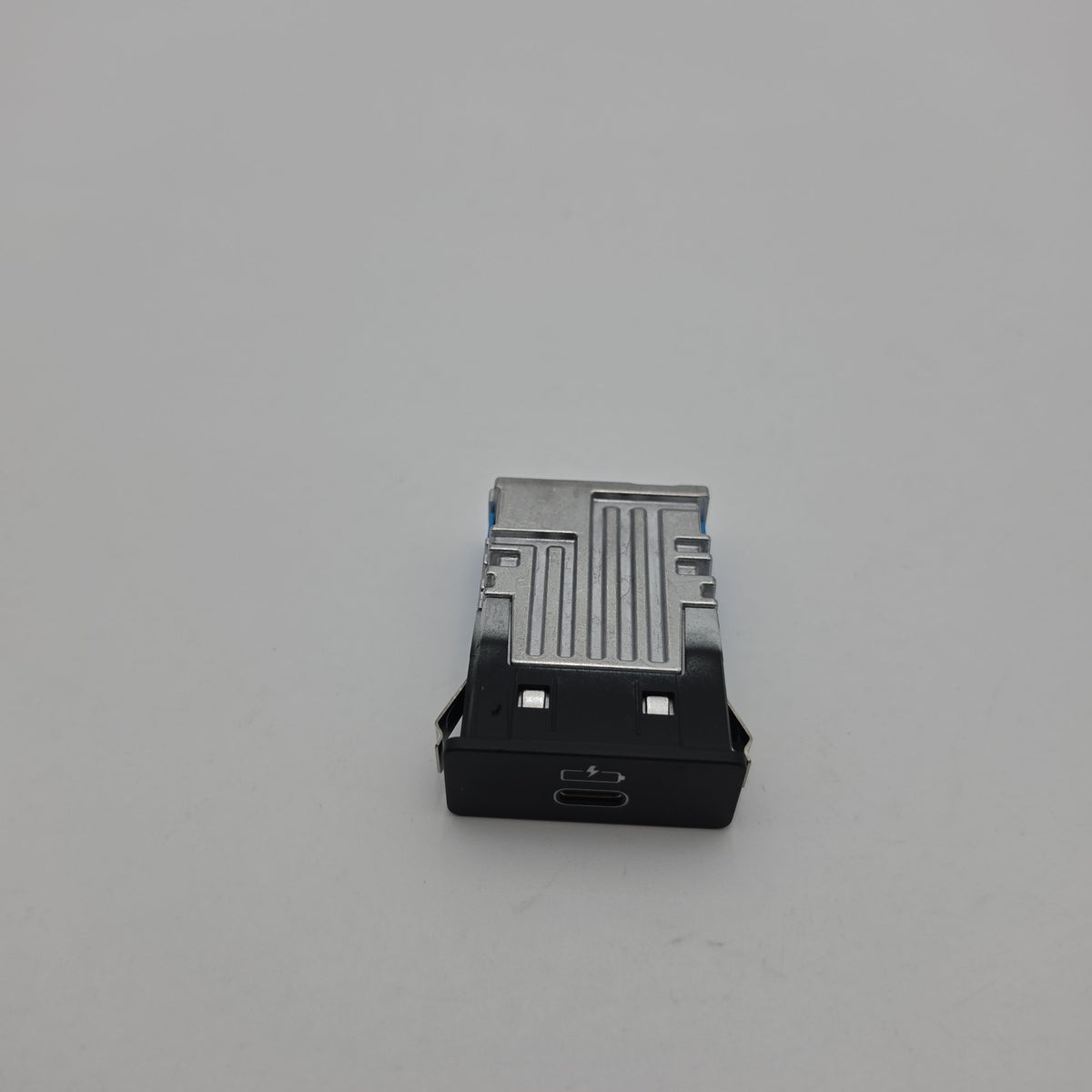 2019 - 2026 BMW G20 G21 G22 G26 G15 G30 G31 X3 Single USB Socket Port 5B51C70