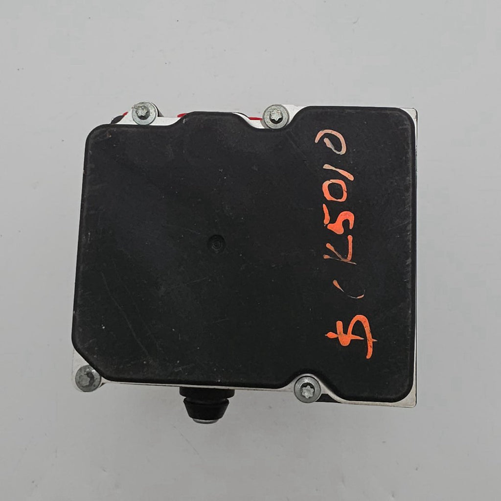 2016 2017 Infiniti QX50 ABS Anti Lock Brake Pump Control Unit 476606WA0C