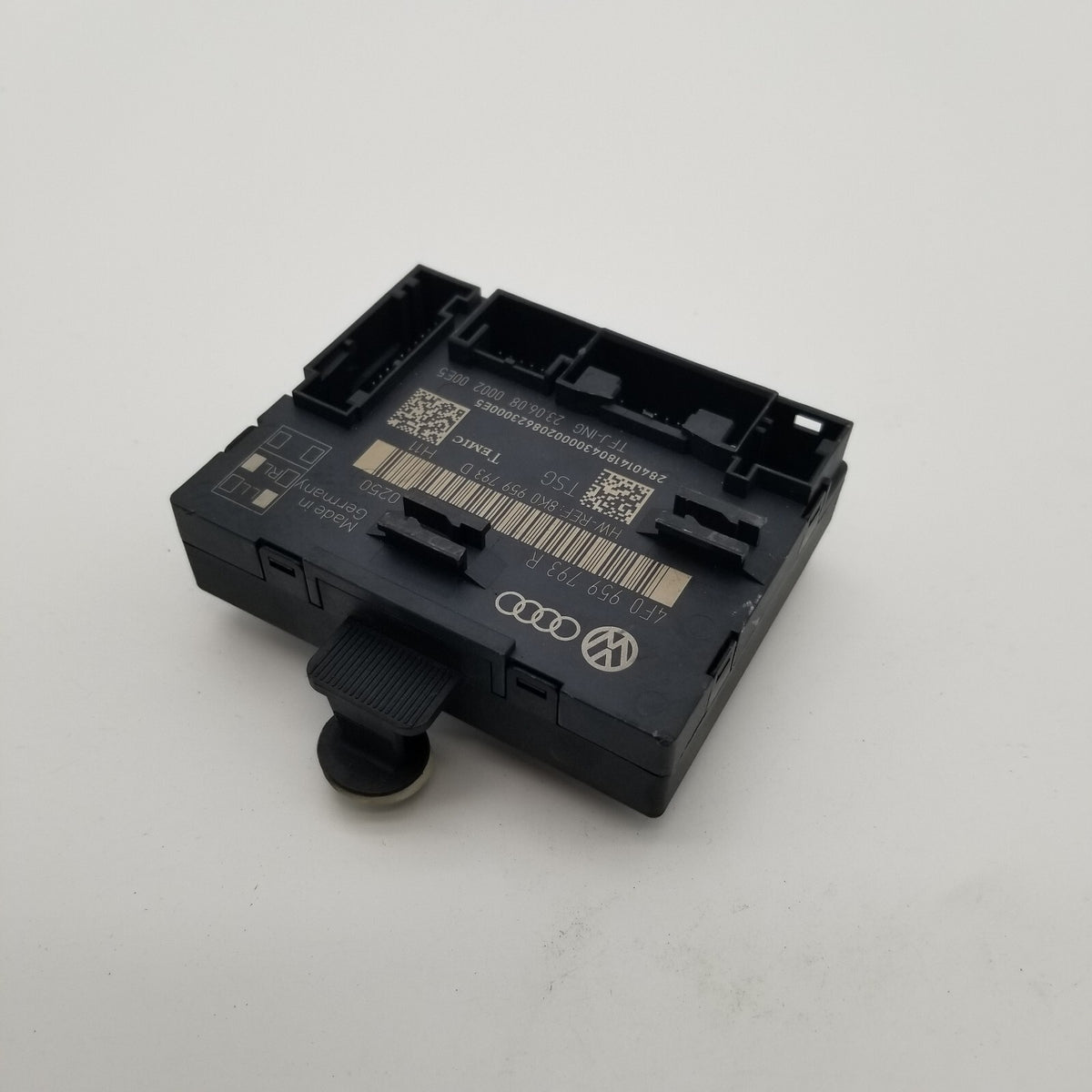 2009 2010 2011 Audi A6 Quattro Left Front Door Window Control Module 4F0959793R