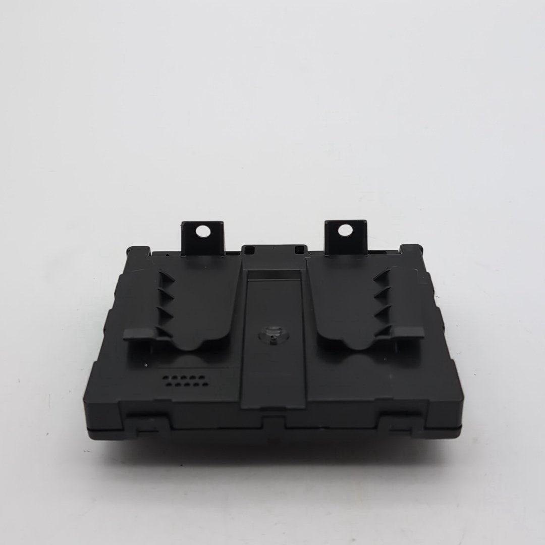 2023 - 2025 BMW i4 G26 HVAC AC Heater Amplifier Control Module 5B67024