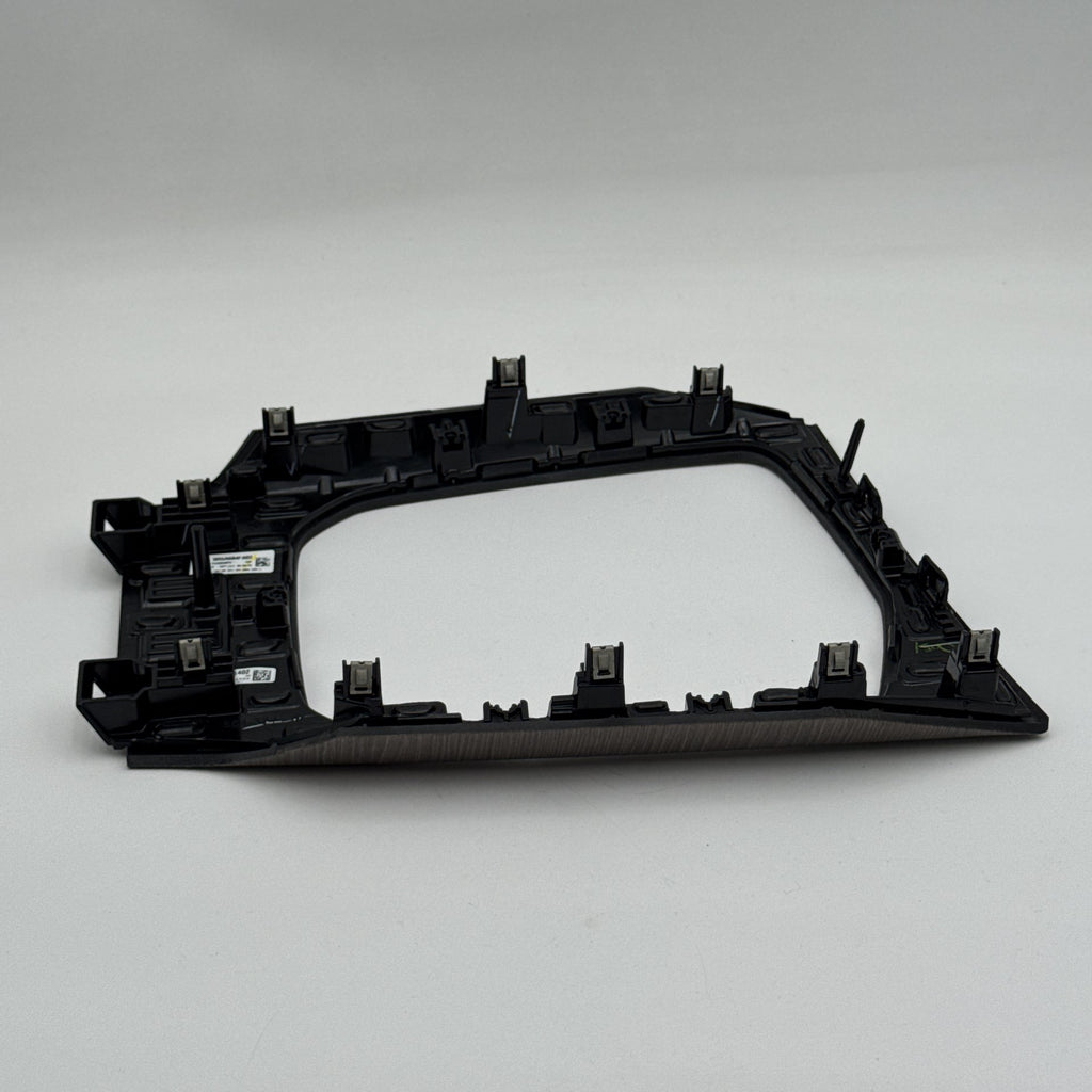 2024 - 2026 BMW 330i G20 G22 G26 Center Console Fineline Open Pore Wood Trim