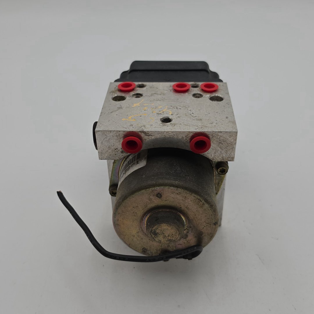 2002 2003 2004 Nissan Pathfinder ABS Anti Lock Brake Pump 476605W620