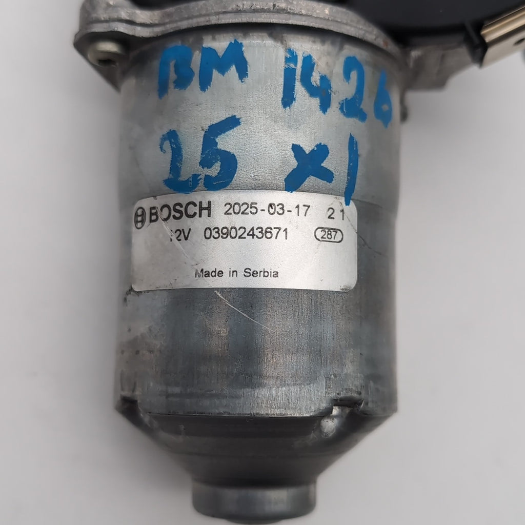2021- 2025 BMW X1 X2 X3 M35 Front Windshield Wiper Motor OEM 0390243671
