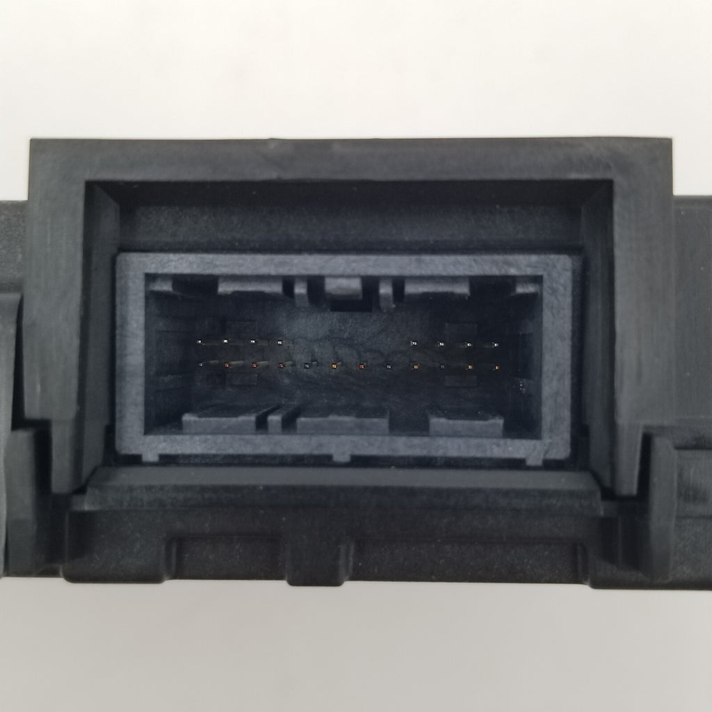 2023 - 2025 BMW G60 G70 iX X1 X2 X5 X6 X7 XM Close Range Radar Control Module