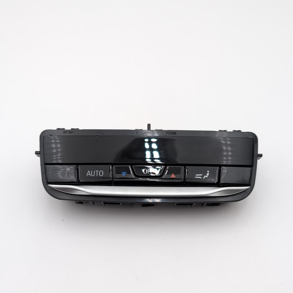 2021 - 2024 BMW X3 X4 Rear AC Heater Climate Control Unit 5A3BBF2