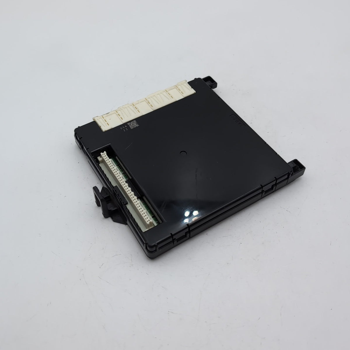 2014 2015 2016 2017 Lexus CT200h Multiplex Body Control Module 89221-76050