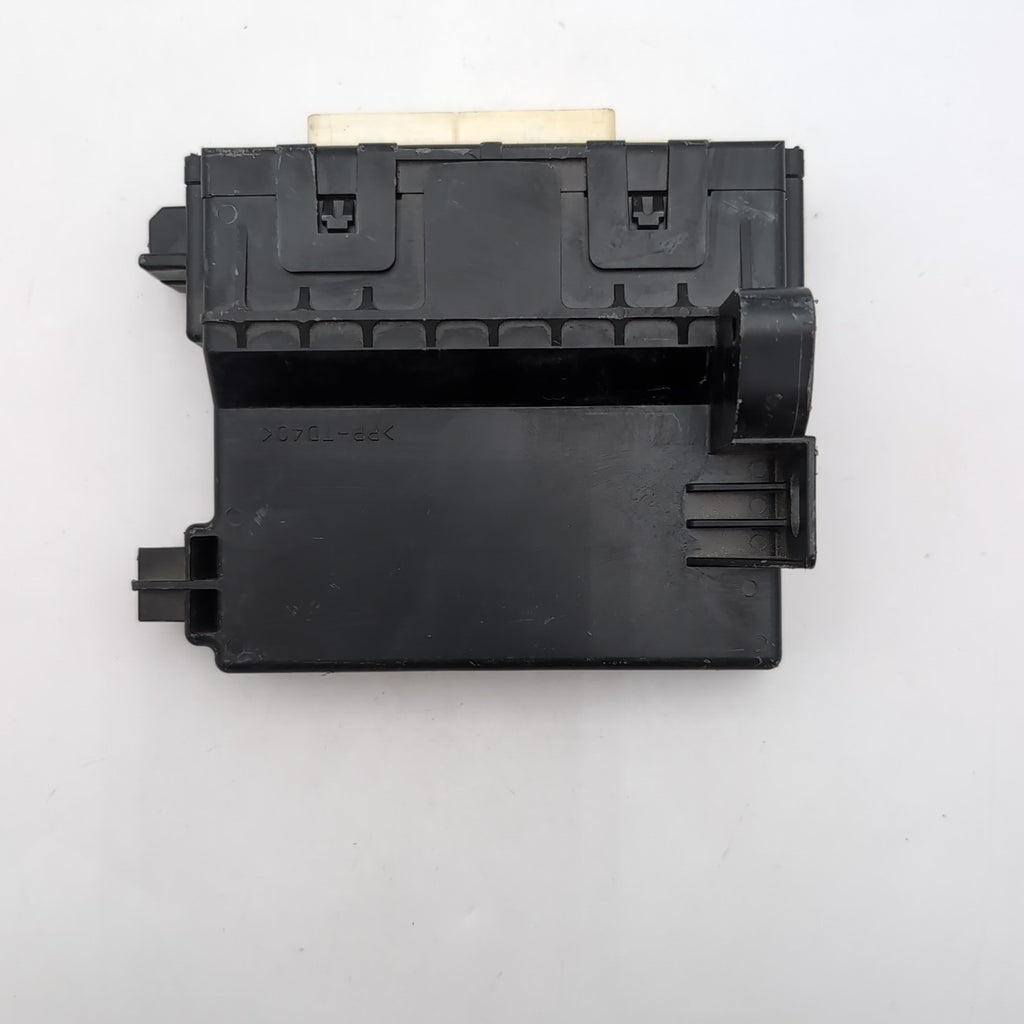 2019 2020 2021 Lexus RC350 Air Conditioner Amplifier Control Module 88650-24433