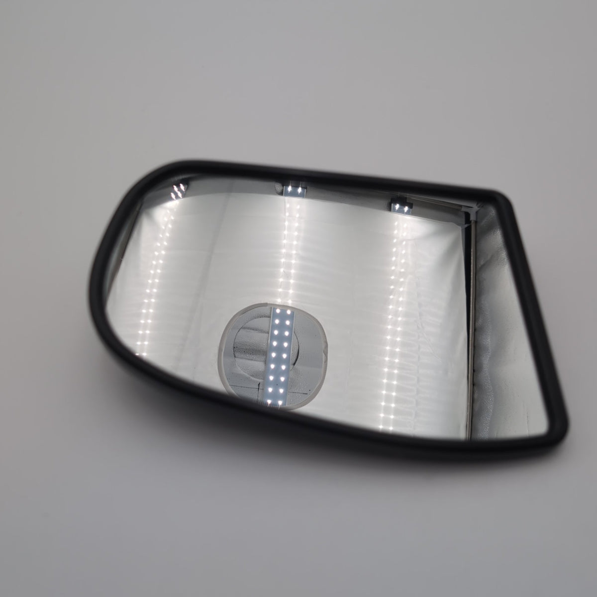 2003 - 2006 Mercedes E-Class W211 Right Side Mirror Glass Auto Dim 2118100421