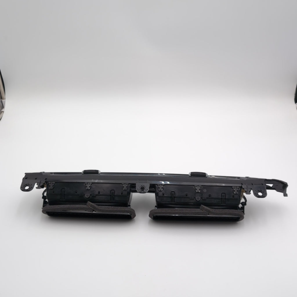 2022 2023 2024 2025 BMW X1 X2 Center Dash Passenger AC Air Vent 9483383