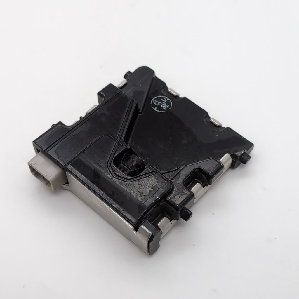 2016- 2019 Toyota Prius Front Lane Departure Assist Camera OEM 8646C47031