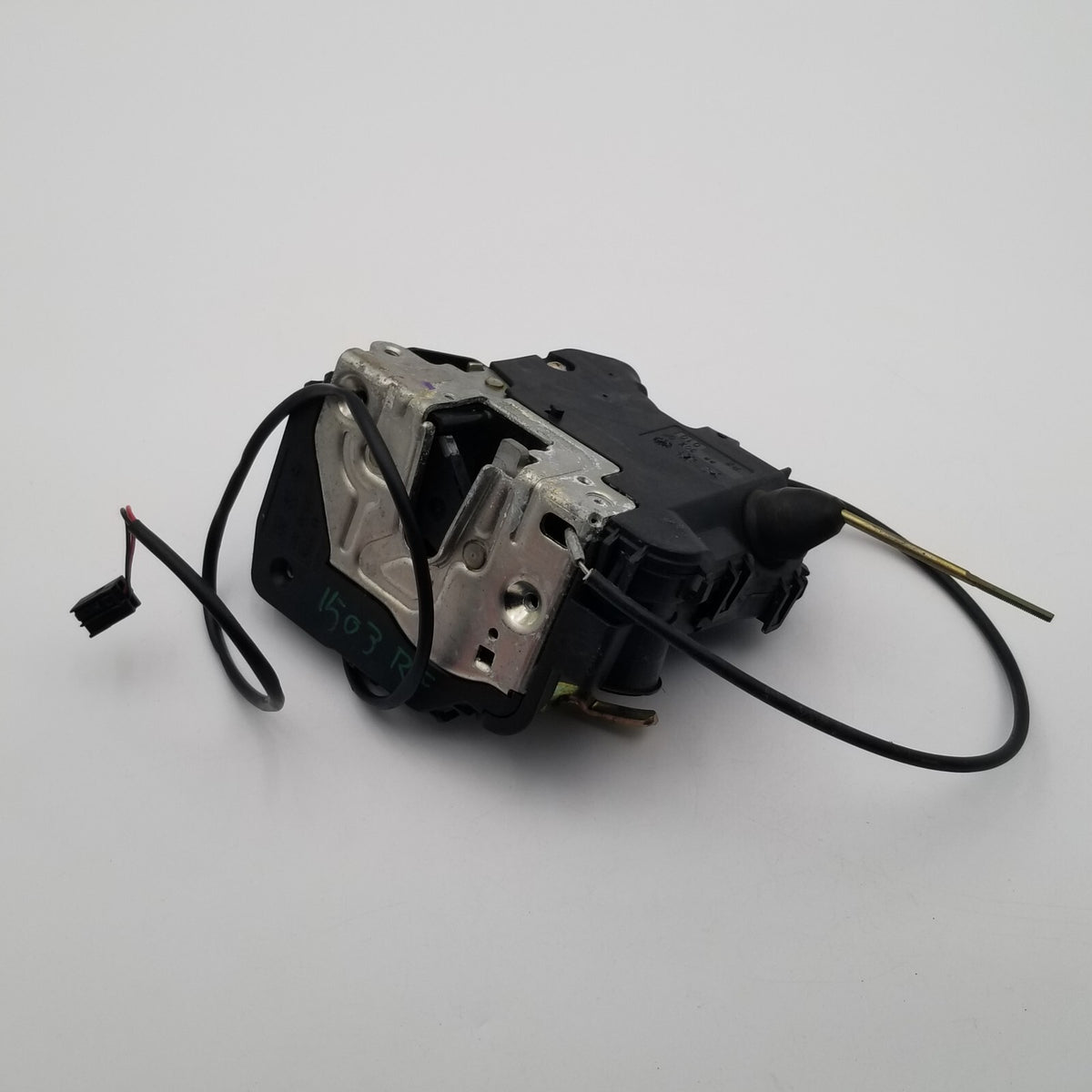 2001- 2007 Mercedes W203 C230 C280 Front Right Door Lock Latch 2037300435