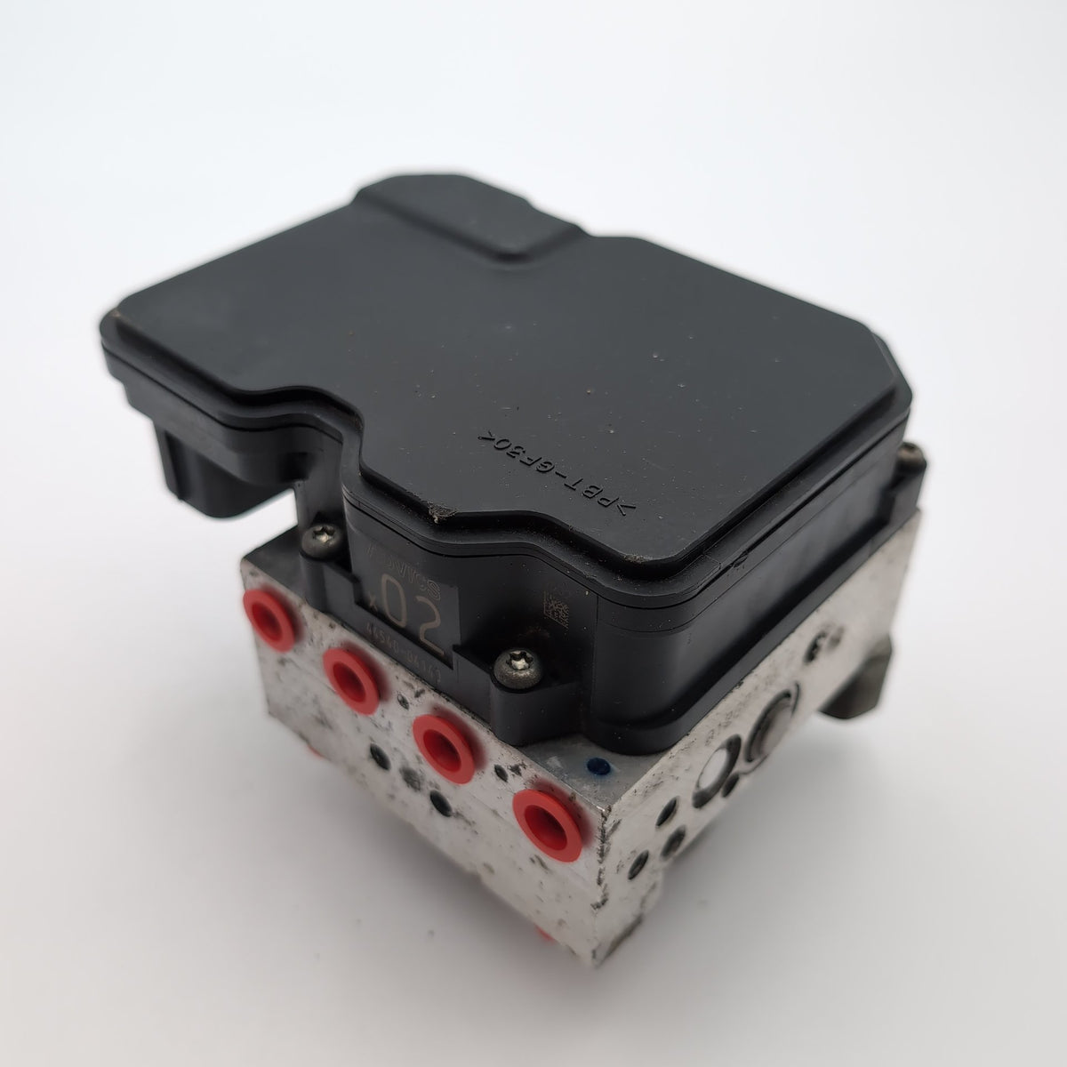 2016 - 2022 Toyota Tacoma ABS Anti Lock Brake Pump Control Unit 44540-04140