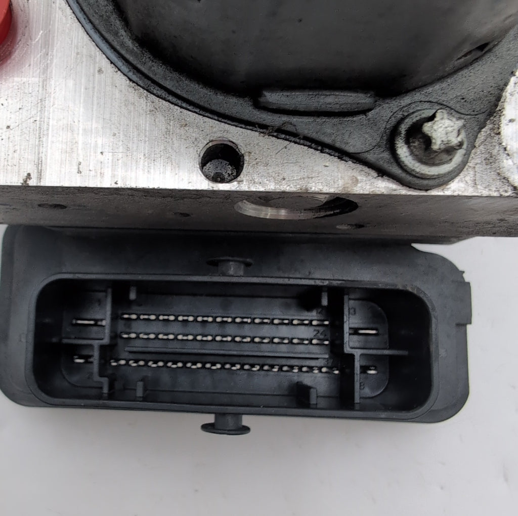 2016- 2019 Nissan Sentra 1.8L ABS Anti Lock Brake Pump Control Unit 476604FU0C