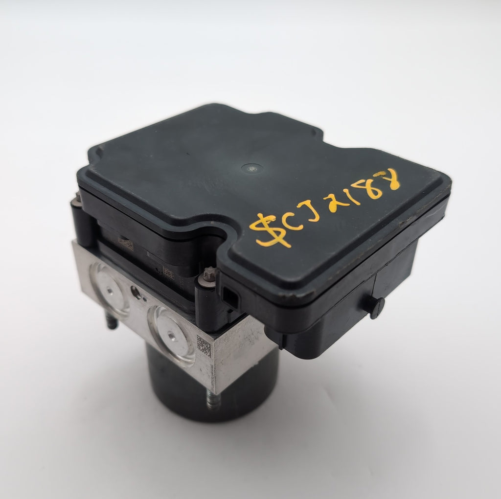 2018 2019 2020 Toyota Camry ABS Anti Lock Brake Pump Control Unit 44540-06290