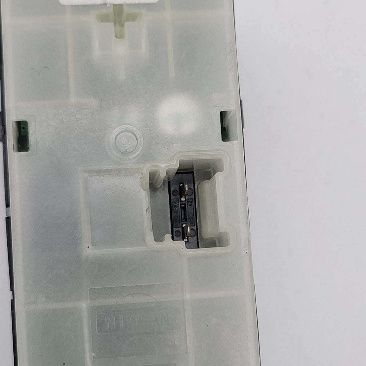 2009- 2014 Nissan Murano Driver Left Door Master Power Window Switch