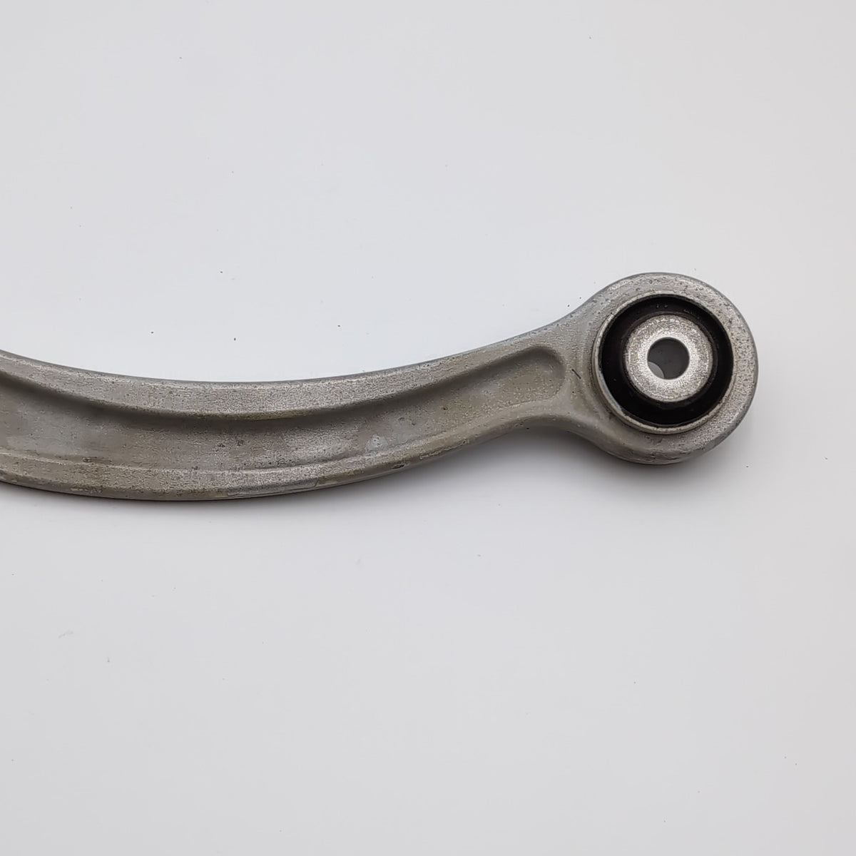 2015 2016 2017 2018 MERCEDES-BENZ C-CLASS REAR LEFT UPPER SUSPENSION CONTROL ARM