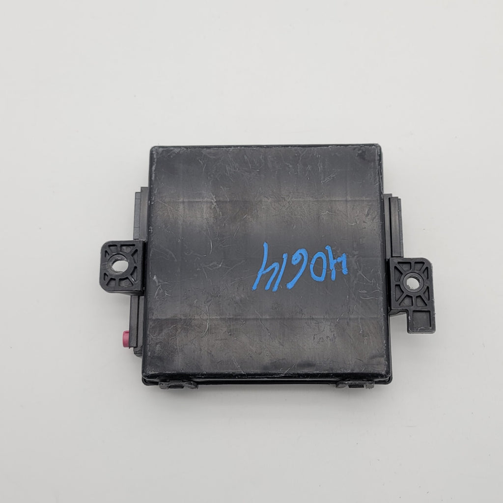 2014- 2017 Dodge Durango Remote Keyless Entry Control Module OEM P68240157AB