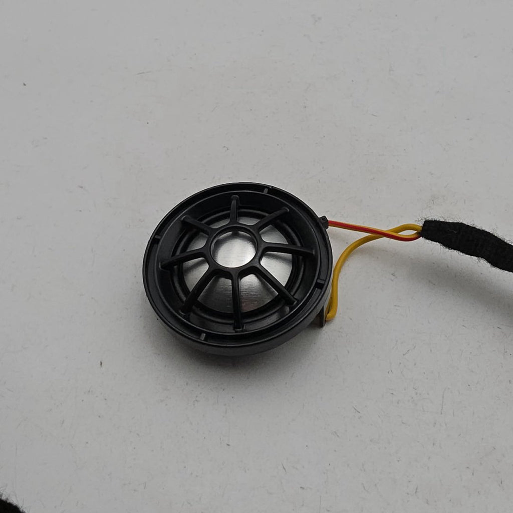 2023 - 2026 BMW i5 G60 G70 Bower Wilkins Door Instrument Panel Tweeter Speaker
