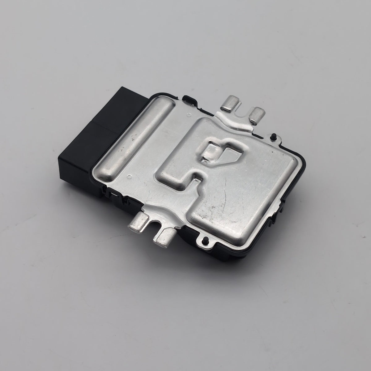 2024 - 2026 BMW 2 5 7 G60 G70 F74 X1 X2 X3 X5 X6 X7 Fuel Pump Control Module