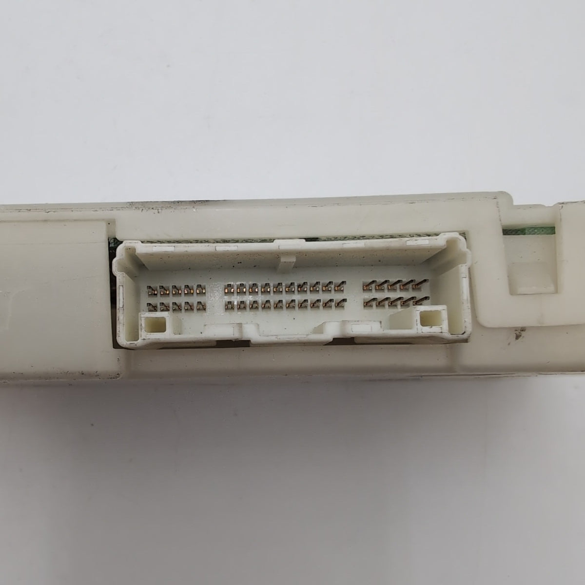 2017 Nissan Armada Air Conditioner Amplifier Control Module 27760-5ZA2A OEM