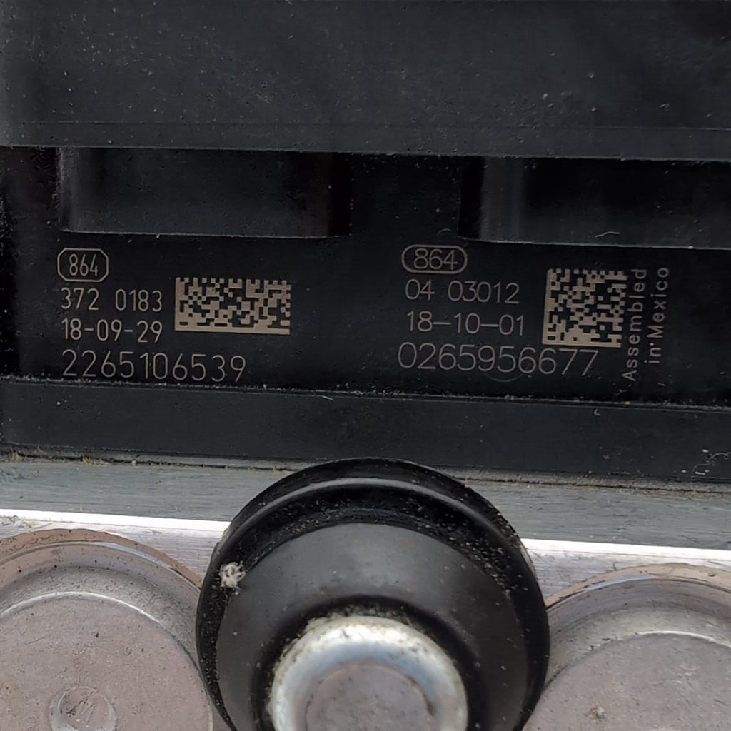 2019 2020 Chrysler Pacifica ABS Anti Lock Brake Pump 68397393AA