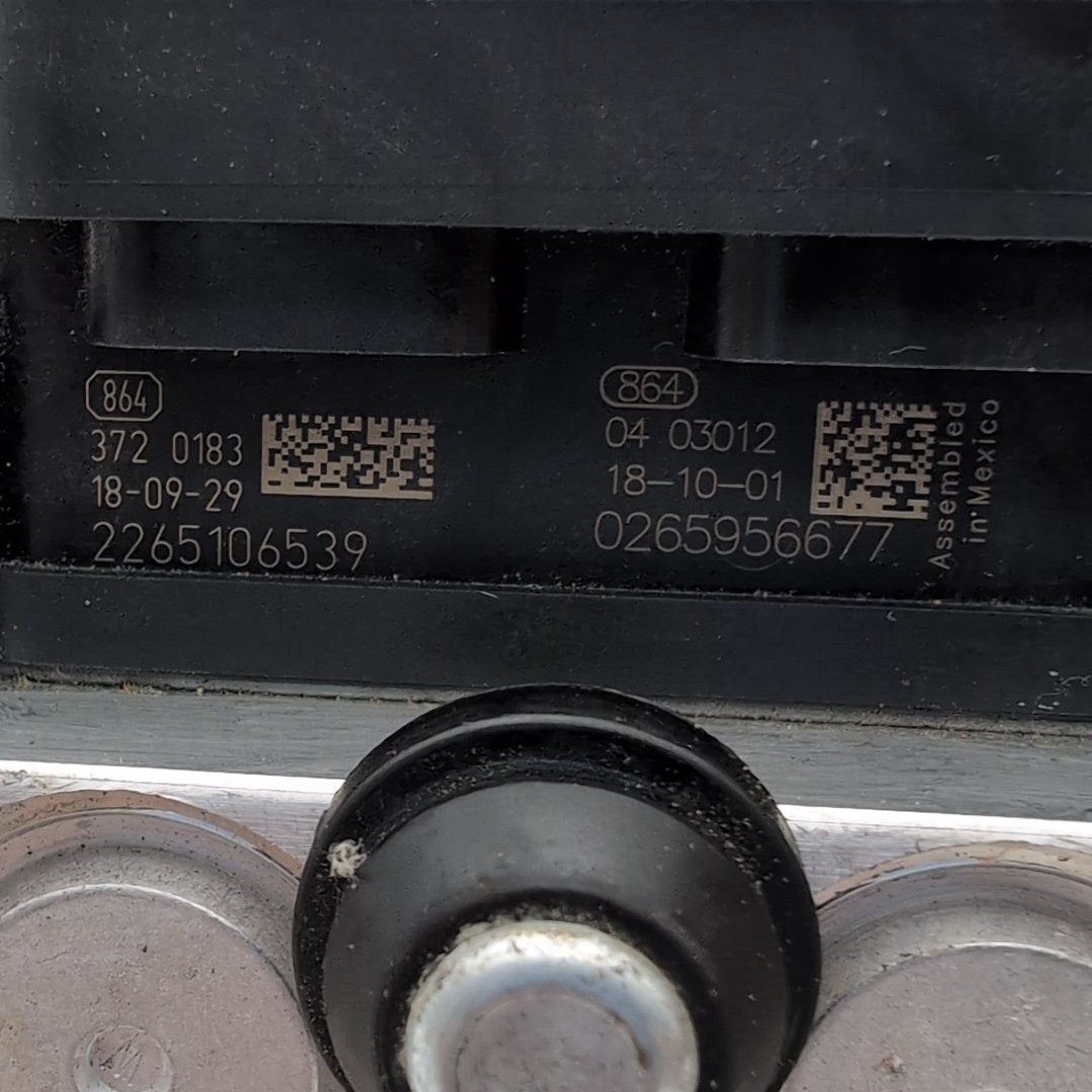 2019 2020 Chrysler Pacifica ABS Anti Lock Brake Pump 68397393AA