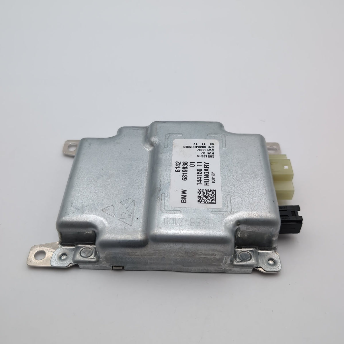 2016 - 2019 BMW 740i 750i G12 Hybrid Battery Charing Module BCU 6819838