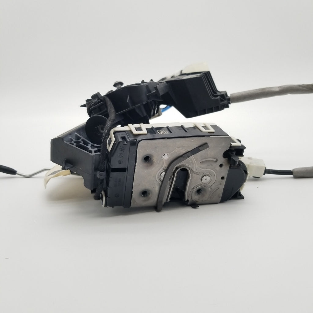 2014-2019 MERCEDES CLA250 C117 REAR RIGHT SIDE DOOR LOCK LATCH ACTUATOR OEM