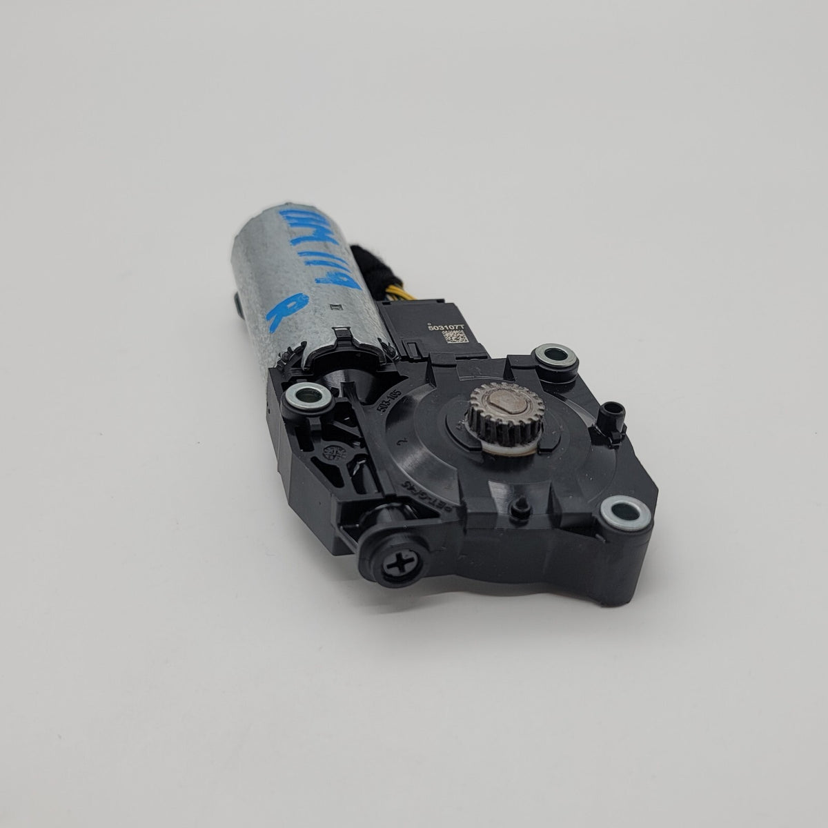 2019 2020 2021 2022 2023 BMW G20 G26 G32 M440 Sunroof Motor Sun Moon Roof Motor