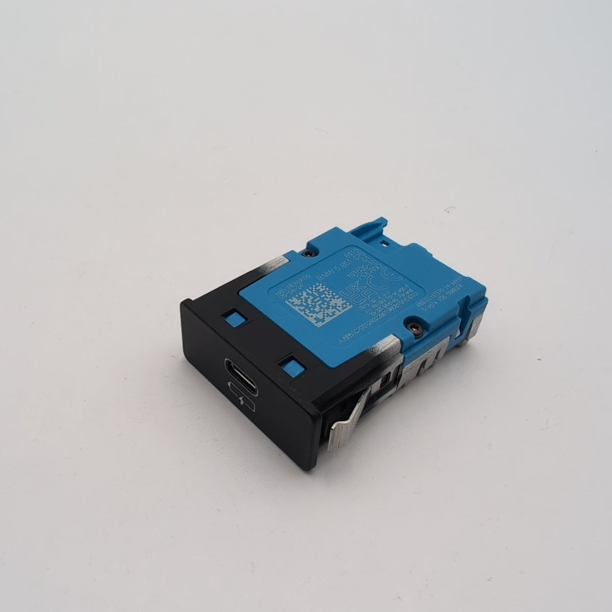 2019 - 2026 BMW G20 G21 G22 G26 G15 G30 G42 X3 Single USB Socket Port 5B51C70
