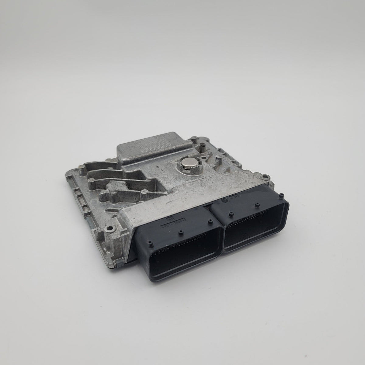 2016 2017 Volkswagen Passat Engine Computer Control Module 06K907425C