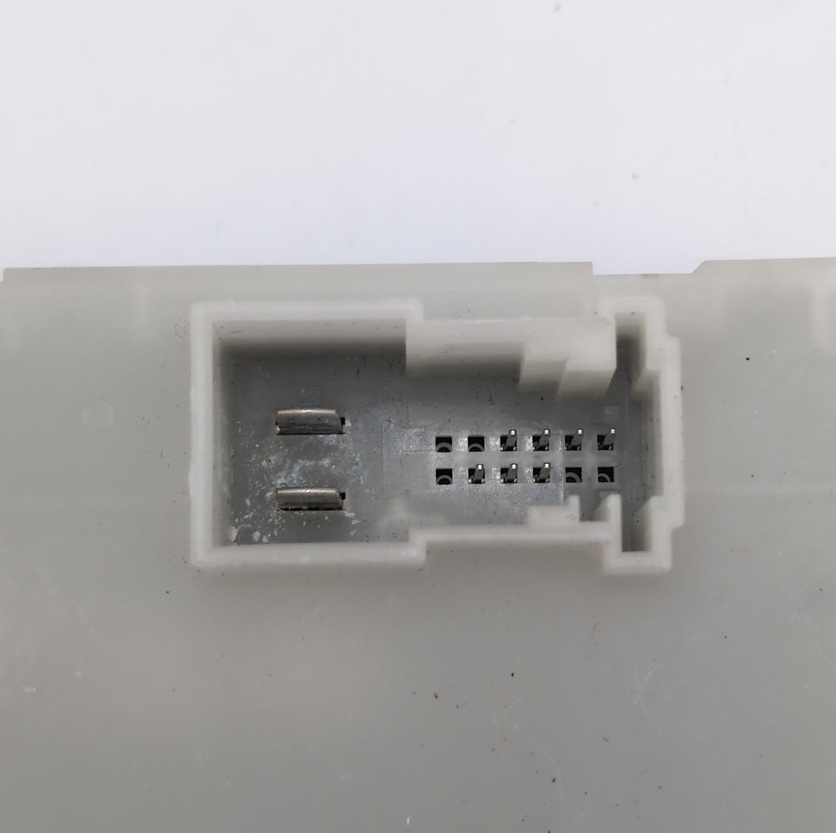 2021 - 2026 BMW G20 G30 M3 X3 X6 X6M Rear Liftgate Trunk Lid Control Module