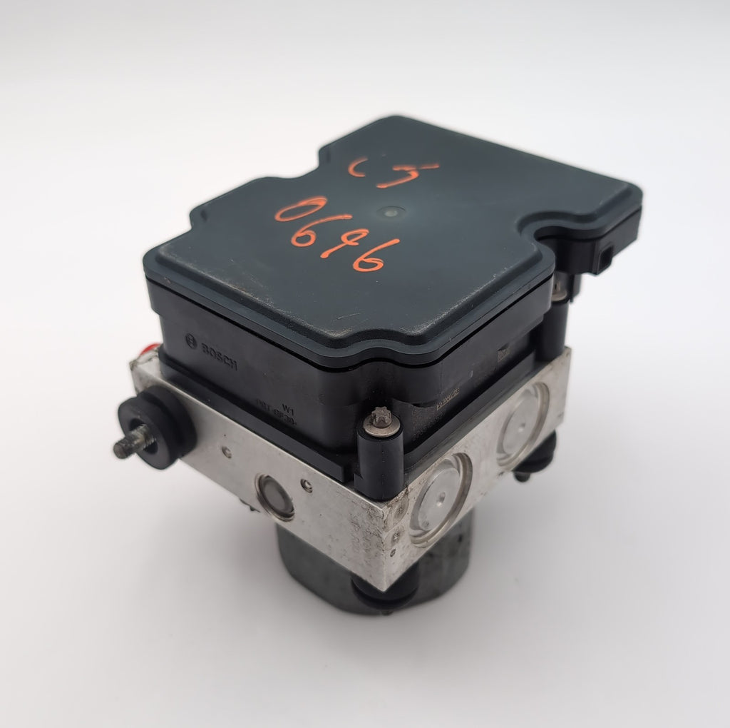 2016 2017 Nissan Altima 2.5L ABS Anti Lock Brake Pump Control Unit 476609HS0A