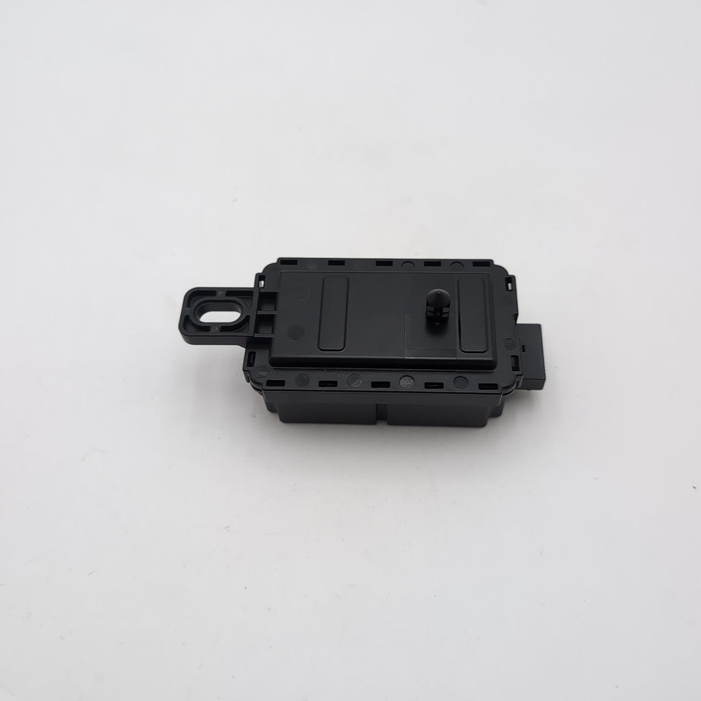 2025 BMW X3 M50 ANTENA AMP MODULE 7928686