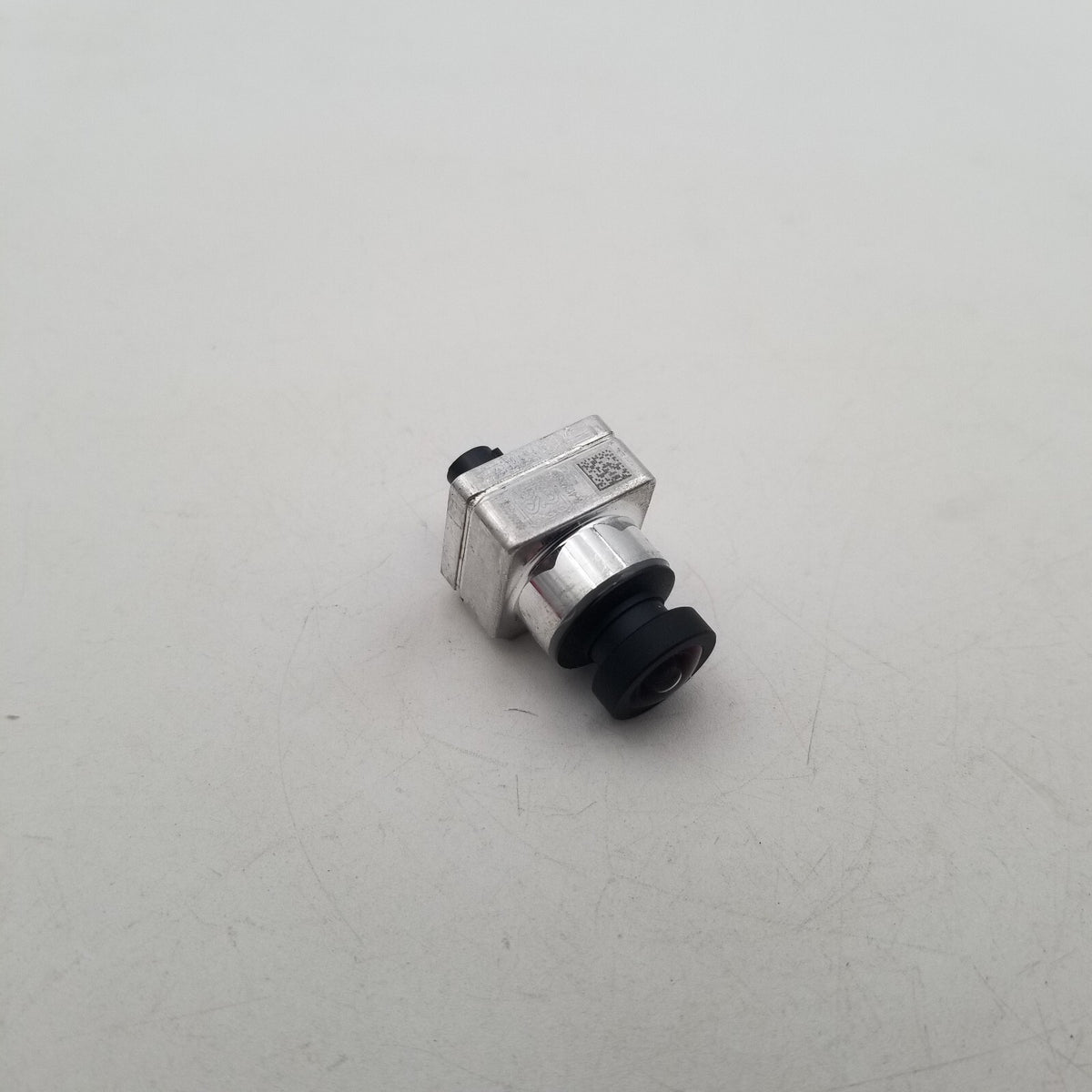 2025 - 2026 MERCEDES BENZ GLC300 FRONT CAMERA VIEW OEM GENUINE PART A0009051816