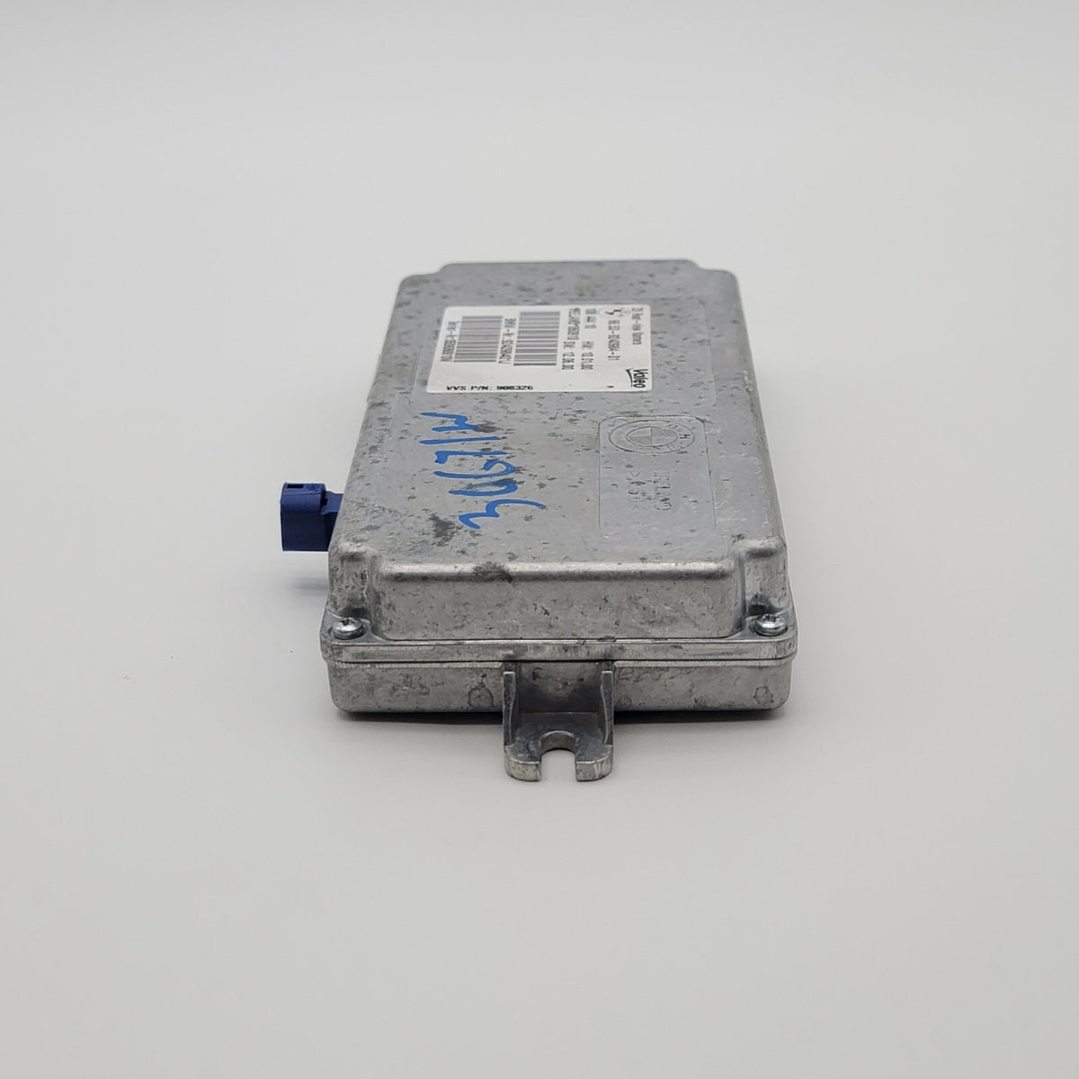 10-19 BMW 328i 330i 335i 528i 535i 550i 740i 750i M3 M4- REARVIEW CAMERA MODULE