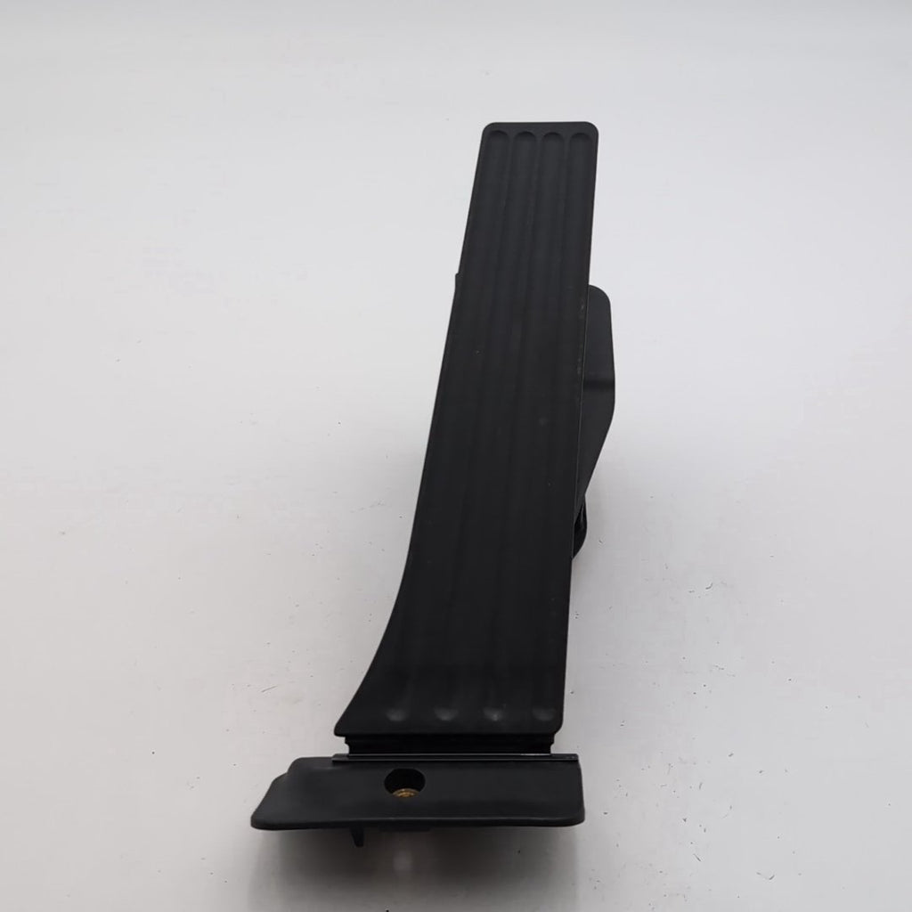 2020 - 2026 BMW 3 5 6 7 SERIES X1 X2 X3 X5 Acceleration Gas Pedal 6889822