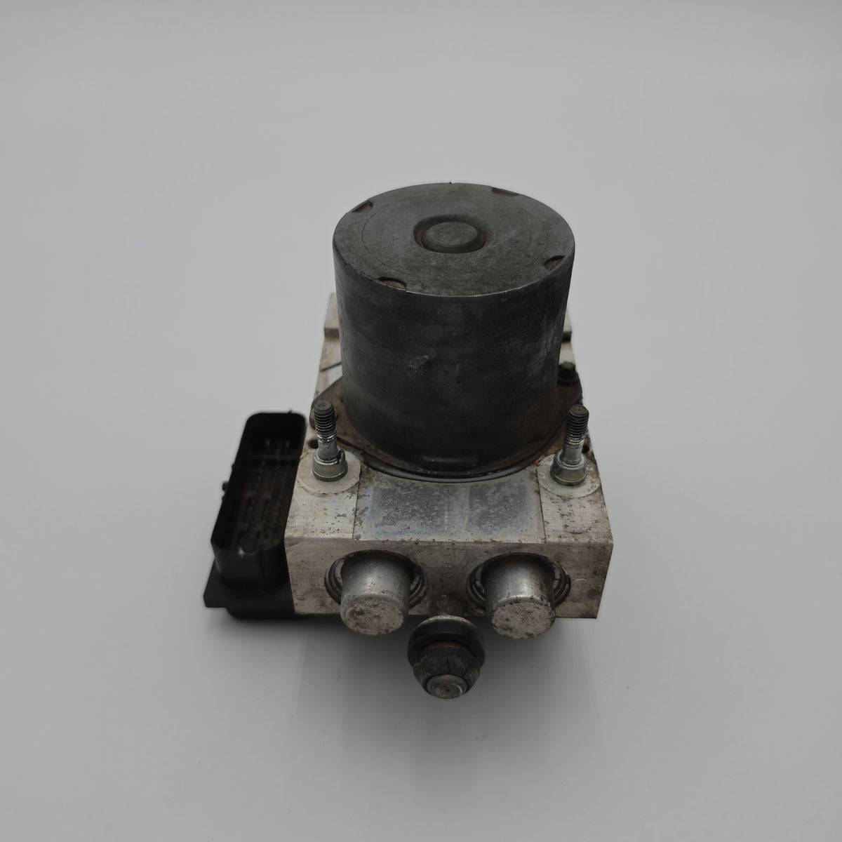 2006 Dodge Durango 4.7L ABS Anti Lock Brake Pump 52855440AD