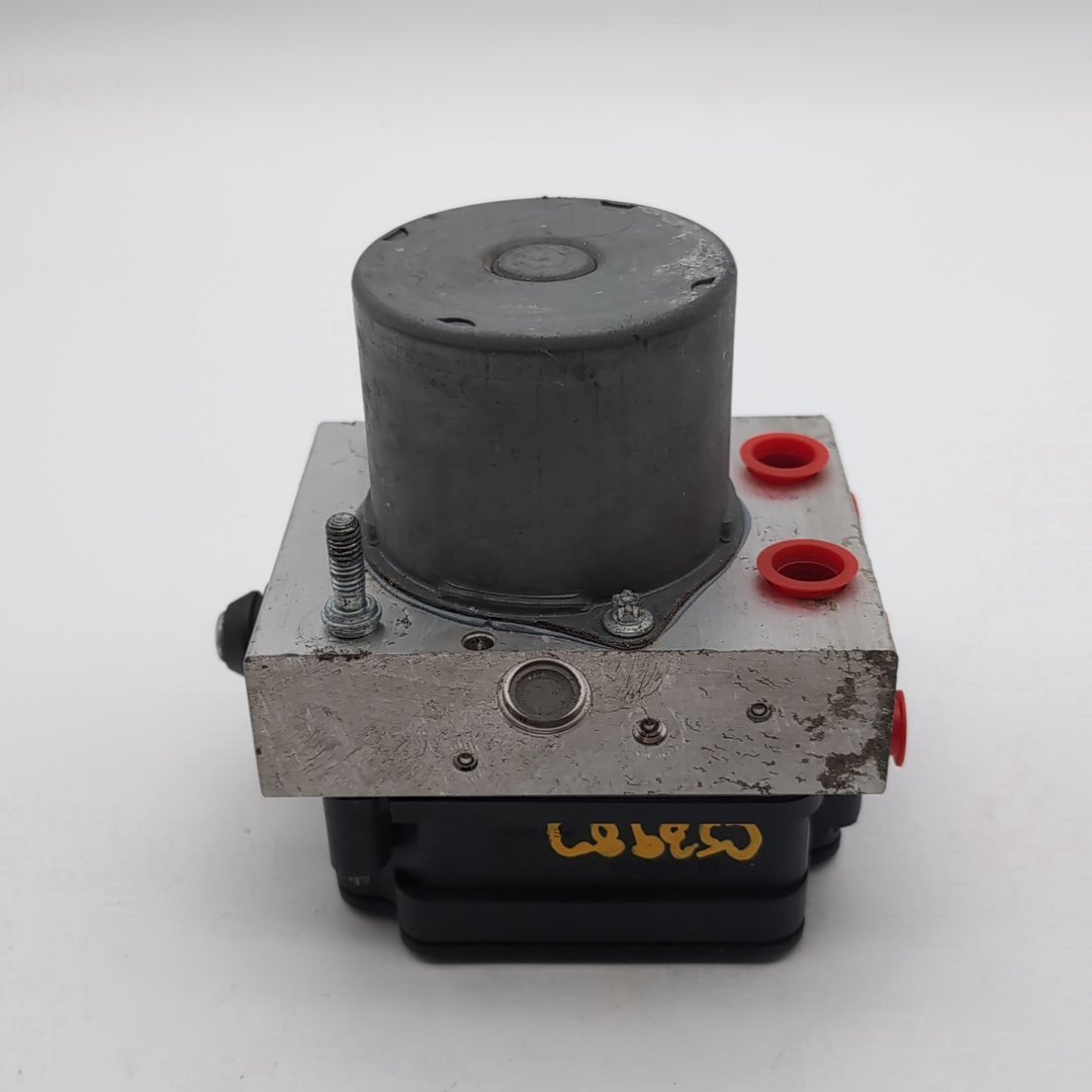 2019 2020 Chrysler Pacifica ABS Anti Lock Brake Pump 68397393AA