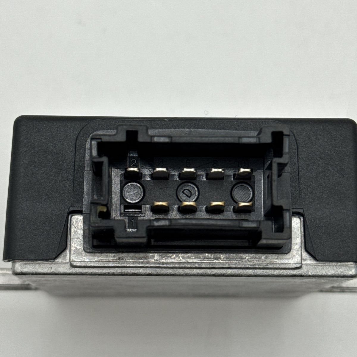 2019 - 2023 BMW G20 G30 G12 X3 X4 X5 X6 X7 Fuel Pump Control Module 9452468